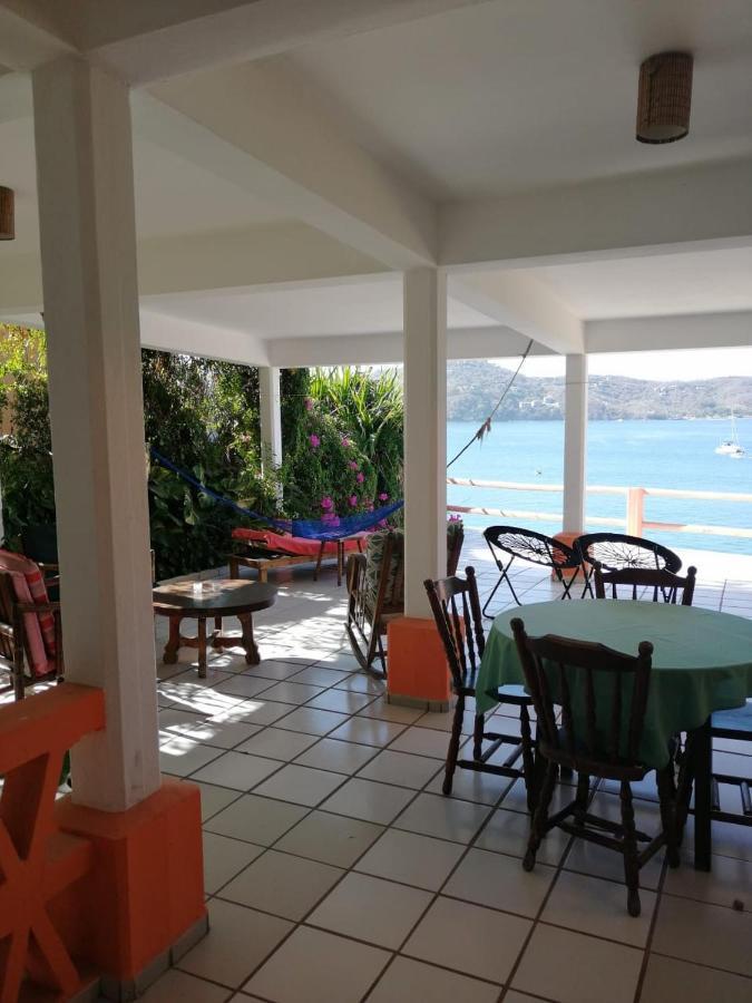 Bungalows Pacificos Zihuatanejo Exterior photo