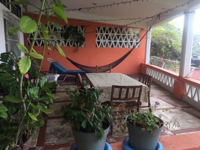 Bungalows Pacificos Zihuatanejo Exterior photo
