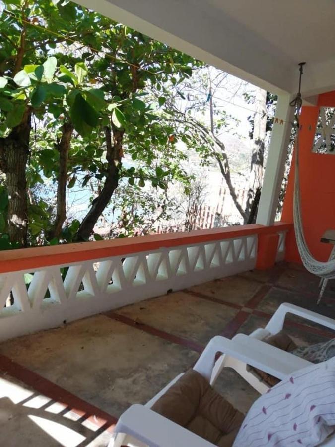 Bungalows Pacificos Zihuatanejo Exterior photo